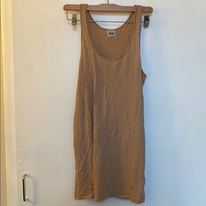 Acne tank